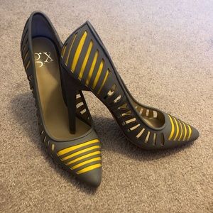 GX by Gwen Stefani cutout pumps